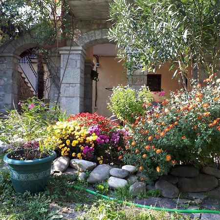 Old House Apartment With Garden Area Mtsʼkhetʼa Exteriér fotografie
